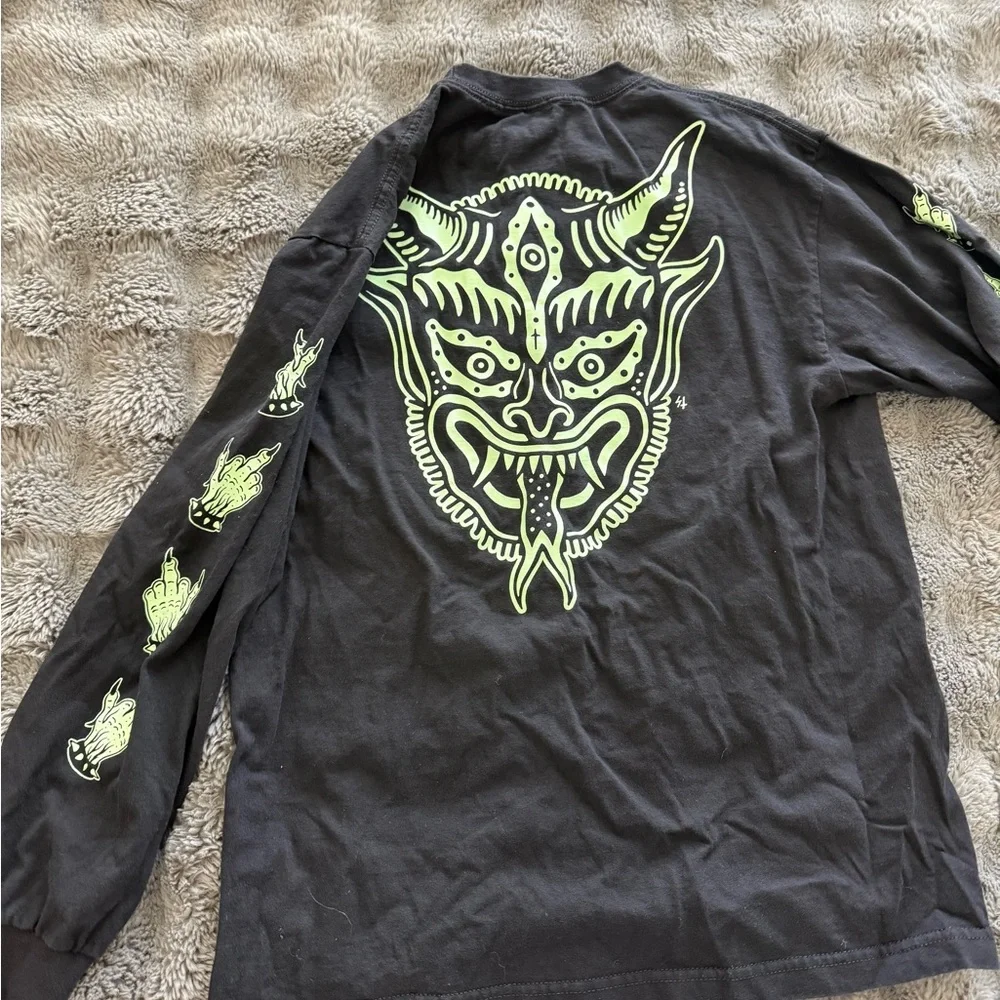 Lurking class long sleeve - Picture 2 of 4